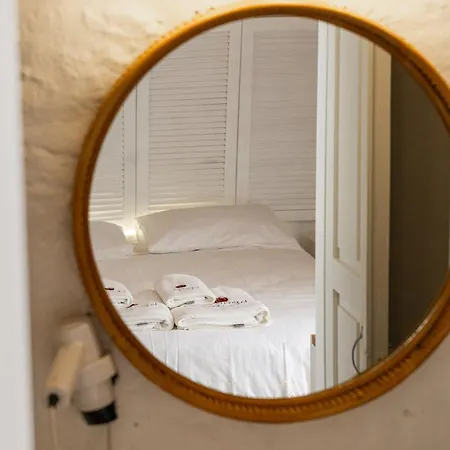La Grenadine Hotel