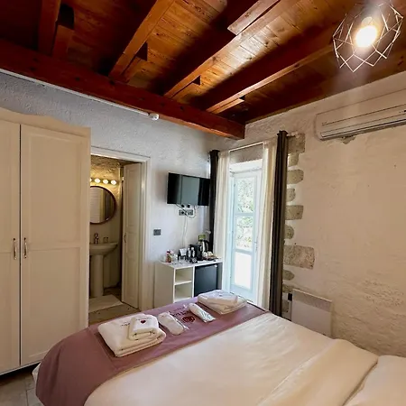 La Grenadine Hotell *