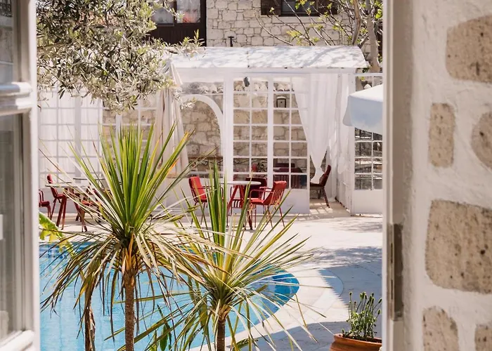 La Grenadine Hotel