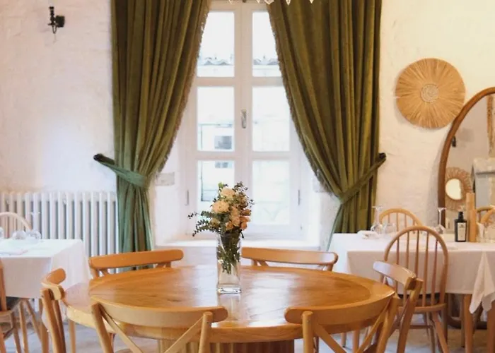 La Grenadine Hotel *